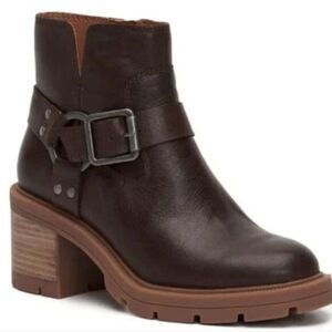 Lucky Brand | Slyvan Leather Ankle Booties Boots in Chocolate Faro  | 9
